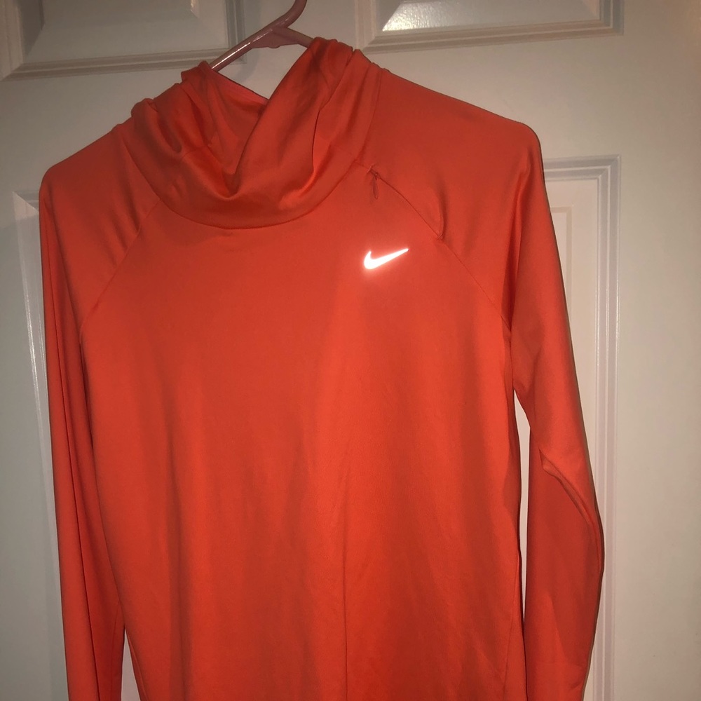 Nike dry fit workout top